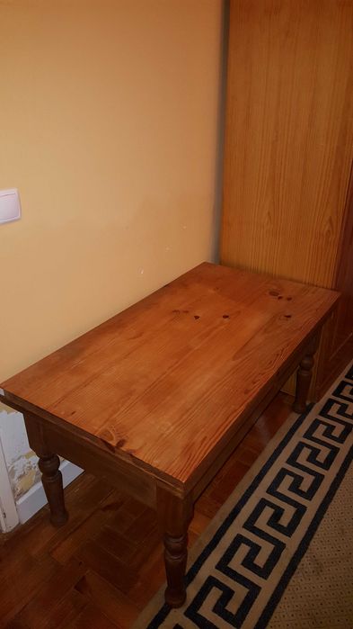 Mesa de apoio ou de televisão