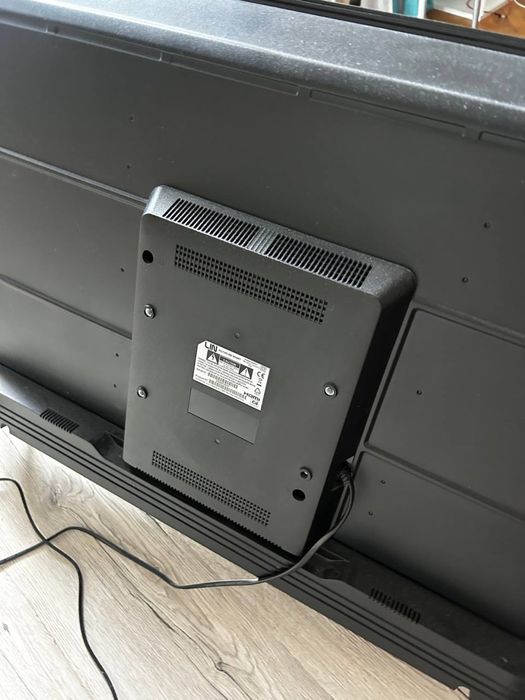 Telewizor LIN Smart TV WiFi + pilot, sprawny