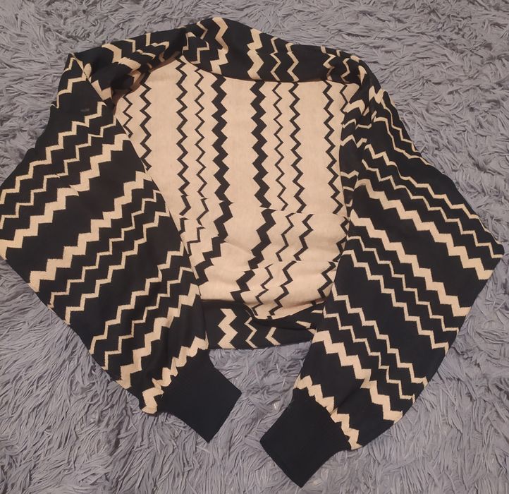 Sweter, narzutka damska Numph