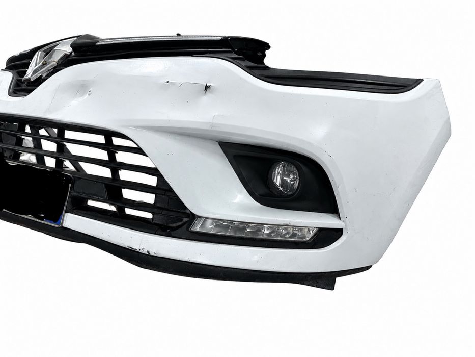 Zderzak przedni Clio IV Lift 2016- kompletny do poprawek, led,  przód
