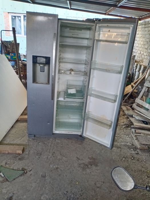 Холдильник .хаер .цена12000