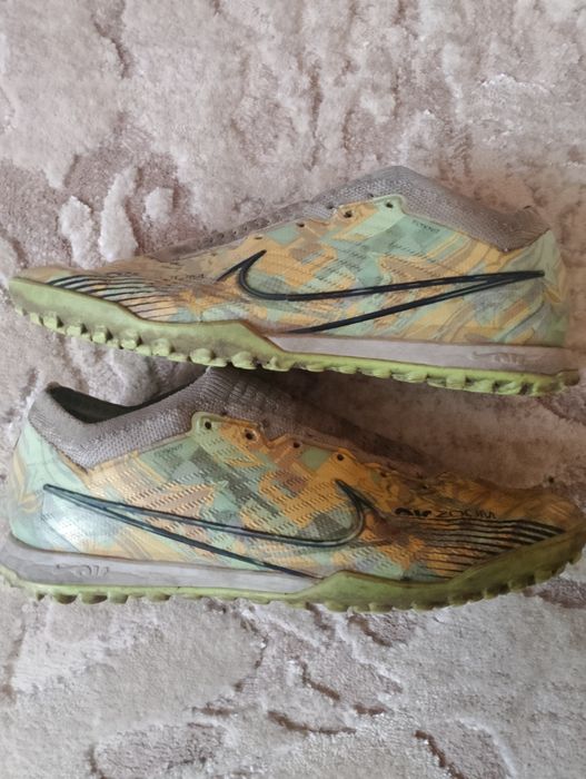 Сороконіжки Nike Air Zoom 42