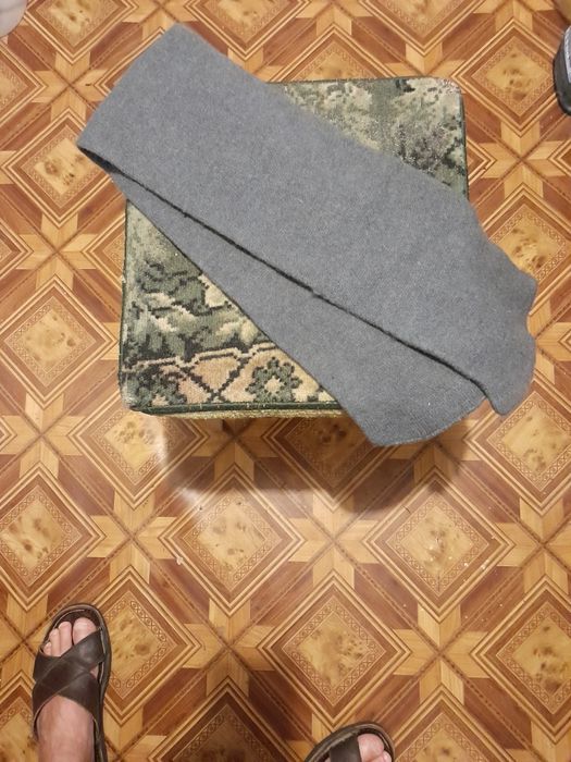 Шарф, серый 100% шерсть.