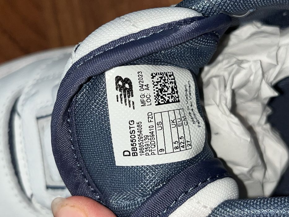 New Balance 550(model BB550STG)