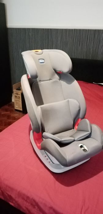 Cadeira automóvel Chicco grupos I, II e III