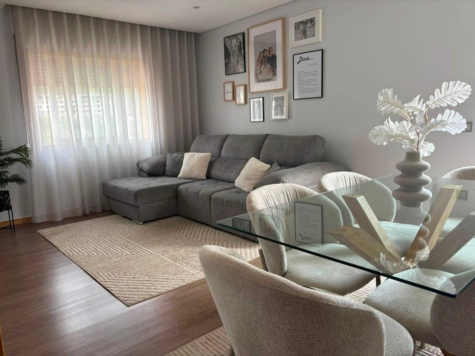 ANDAR T2 COM TERRAÇO DE 130 m² EM SÃO PEDRO DA COVA