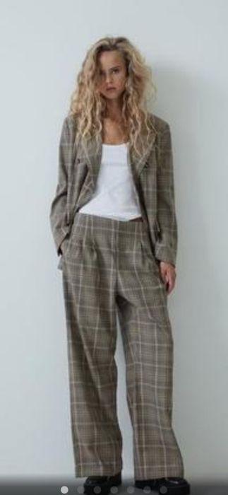 Костюм брючный Zara
