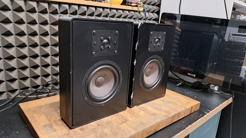 Monitory kolumny Canton GLE 40F