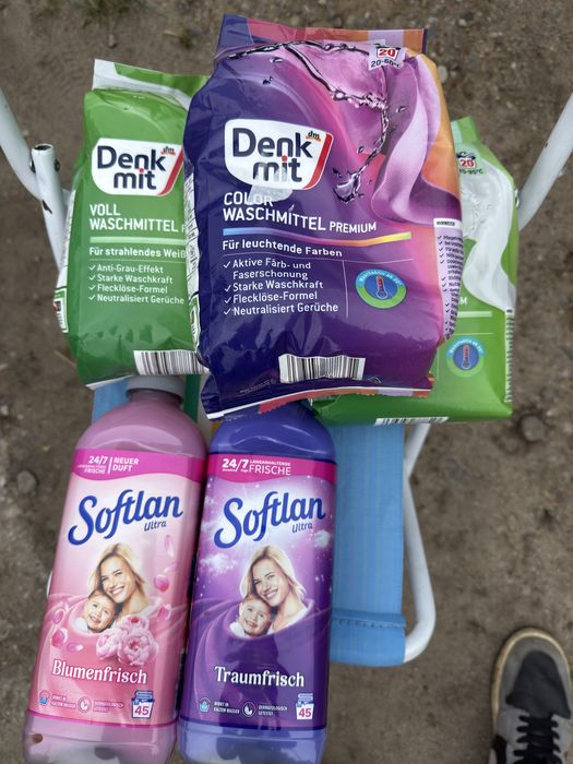 3 proszki denkmit z odplamiaczem i 2 softlany do plukania