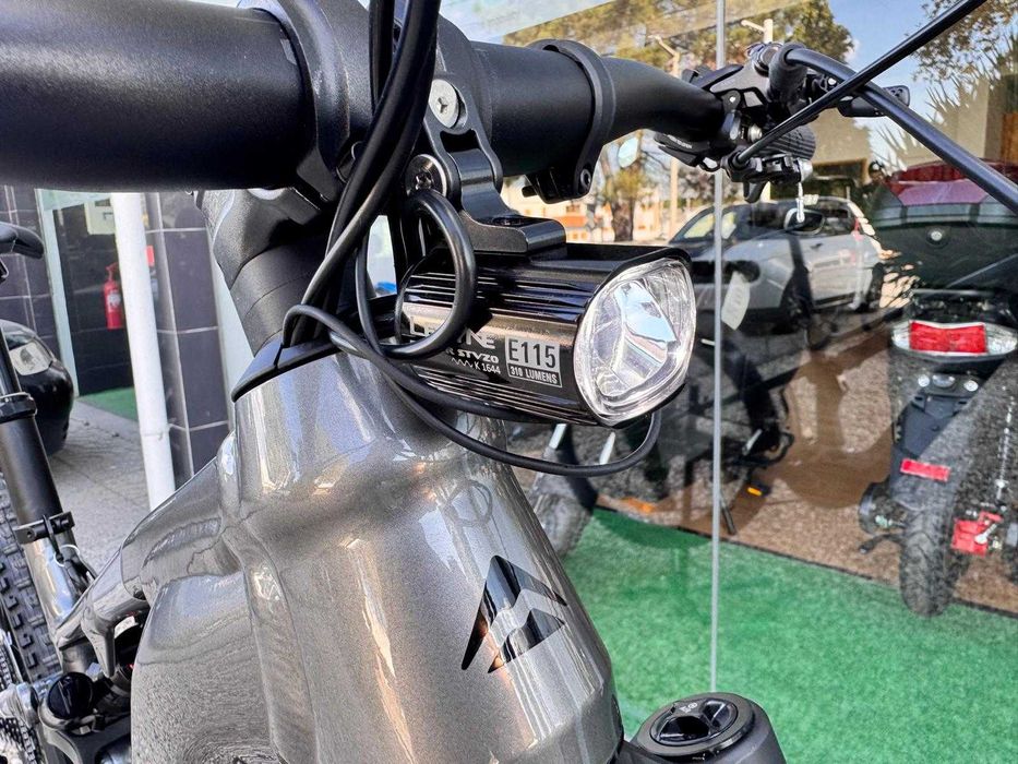 Merida eONE-SIXTY 875