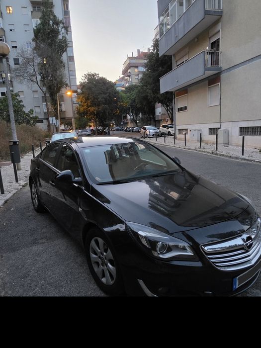 Opel Insignia — fotografia 2