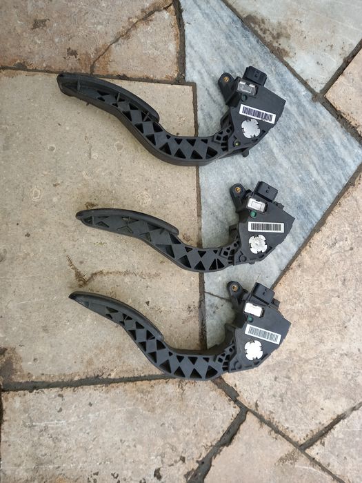 Педаль газа 180020024R Opel Vivaro B/ Renault Scénic III/ Trafic III