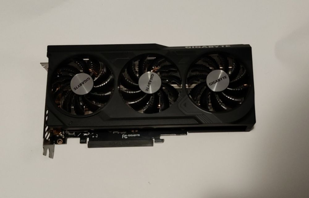 GeForce RTX 4070 Windforce Oc 12gb GDDRX6X