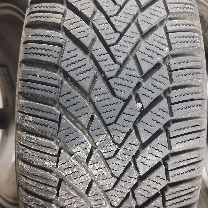 Шини континентальний 205/55R16