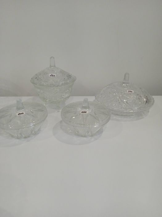 Хрустальні  цукерниці