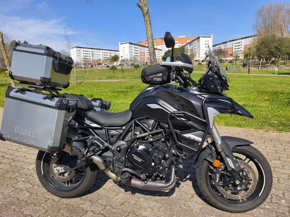 Benelli TRK 702 ABS