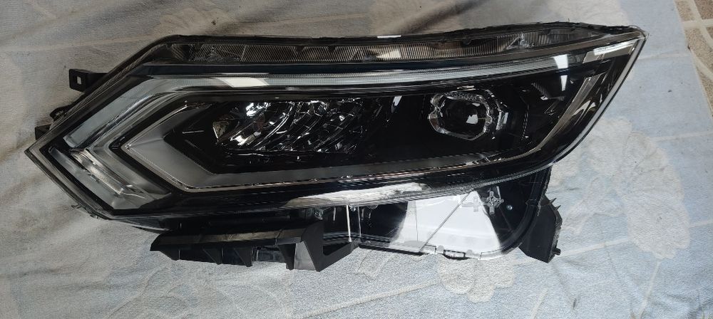 Reflektor (lampa) Nissan Qashqai II J11