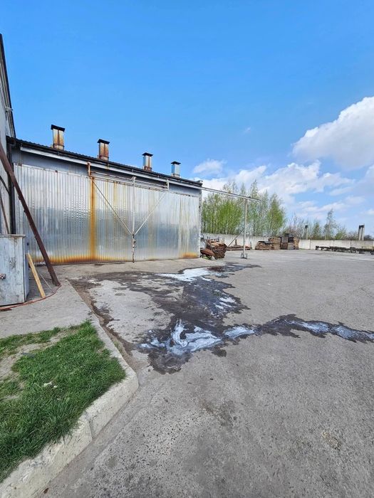 Продаж нежитлового приміщення в місті