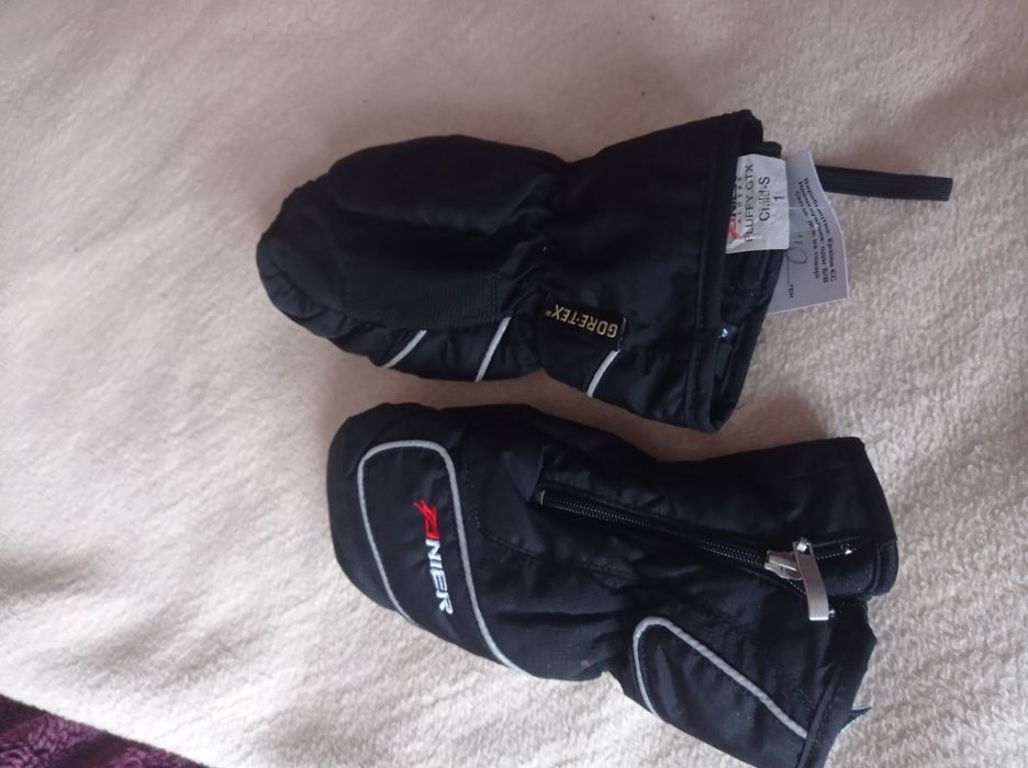 Зимние варежки теплые