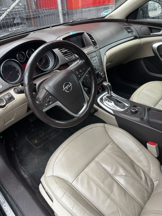 Insignia a cala na czesci 2.0 cdti kod lakieru Z22C