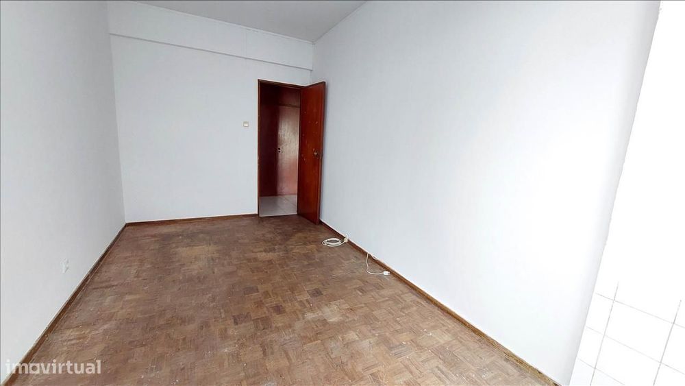 Apartamento T2 em Mem Martins