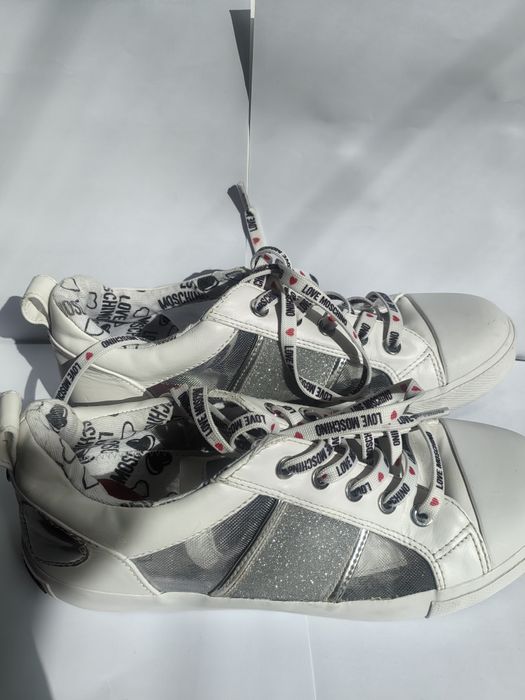 Sneakersy Love Moschino