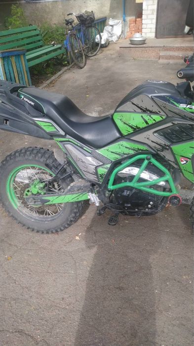 Продам мото 300 кубів