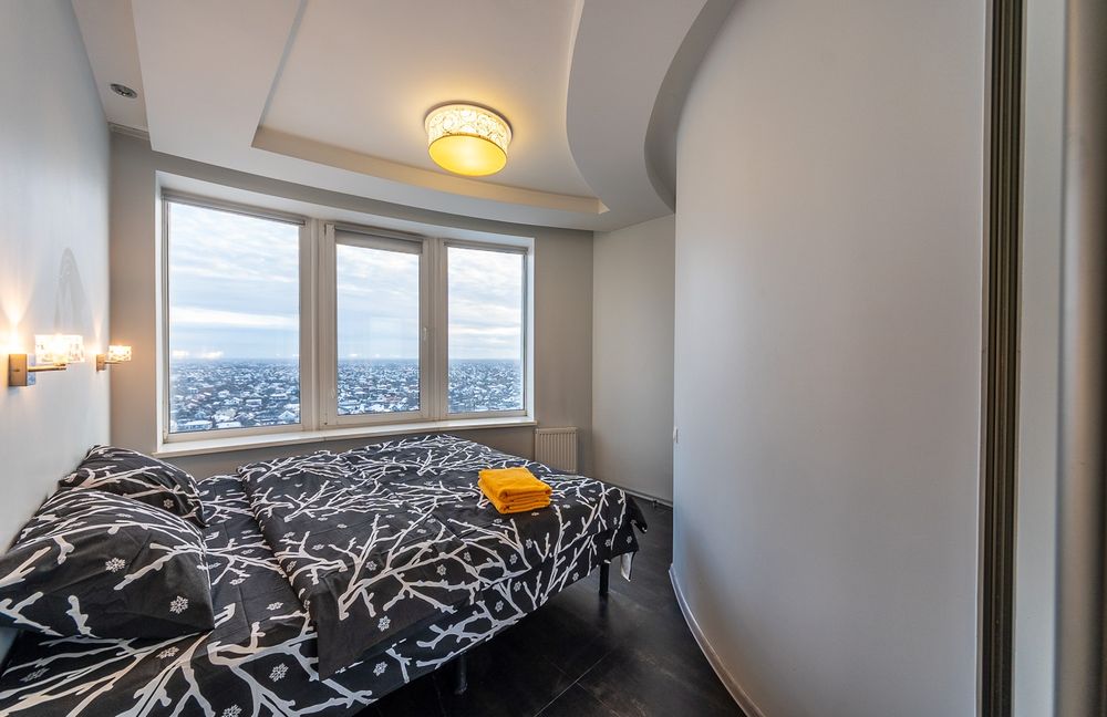 Сучасна кв, Осокорки, Дніпровська набережна 26 , посуточно