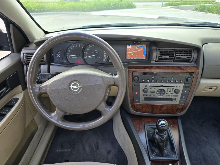 Opel Omega B 2.2 16V