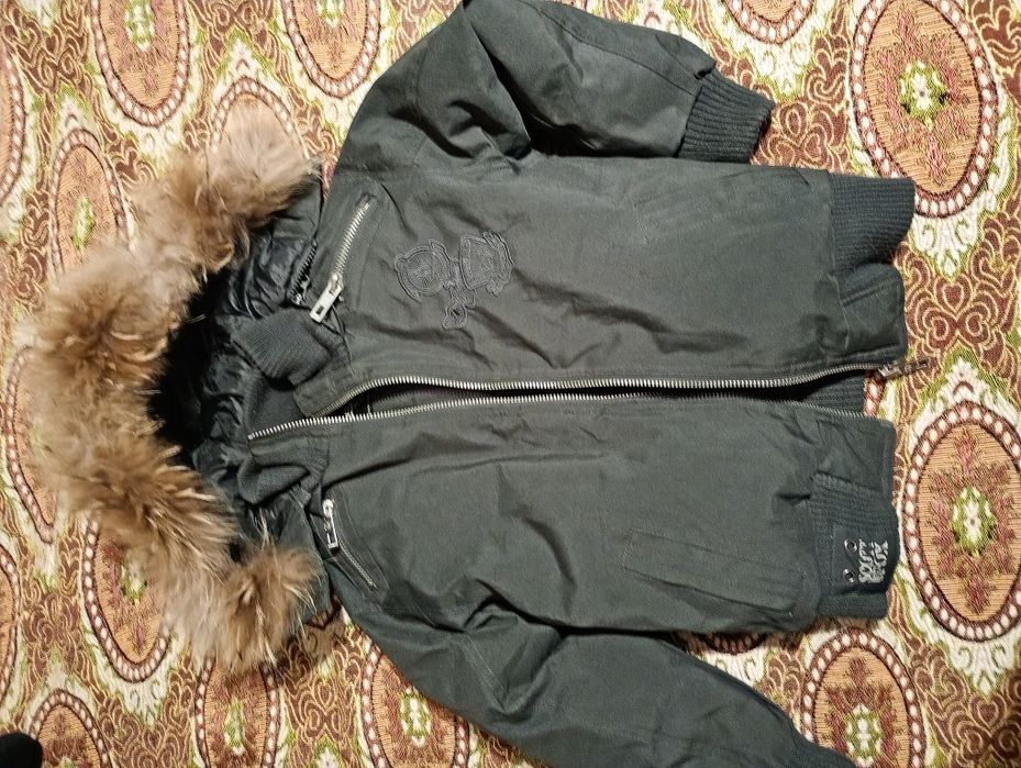 Продам зимнюю куртку