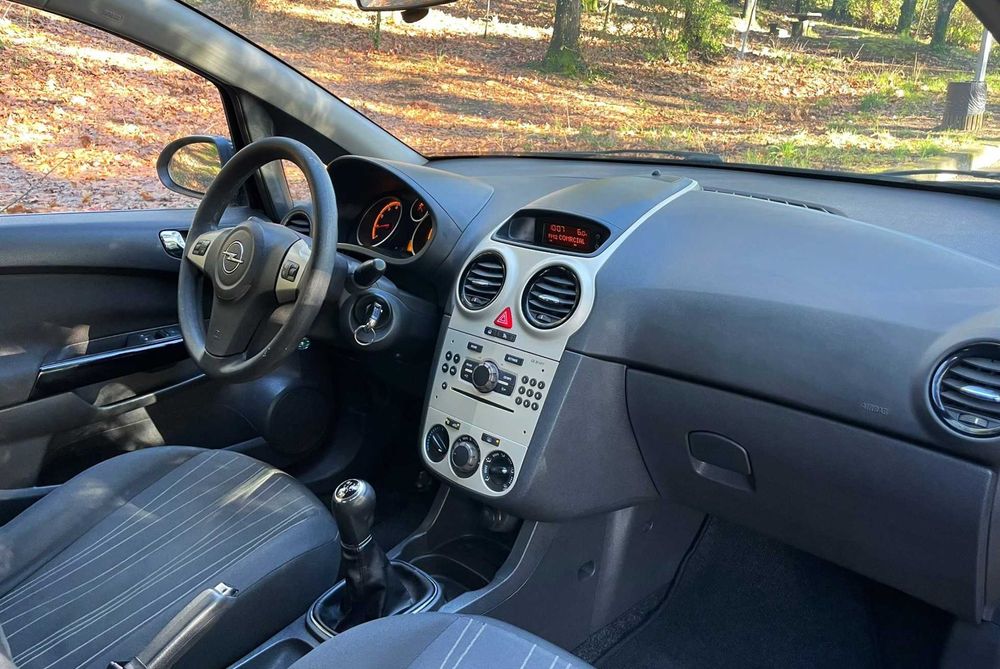 Opel Corsa 1.2 Enjoy