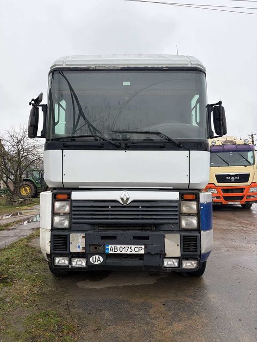 Автомобіль вантажівка