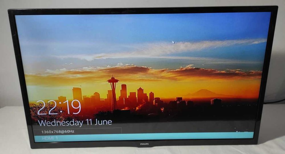 Telewizor Philips 32PHS4012-12 + pilot