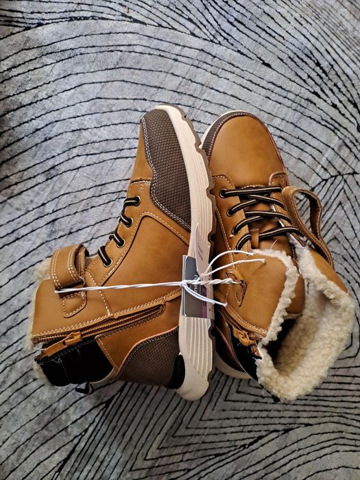 Nowe buty chlopiece ocieplane, rozm 38