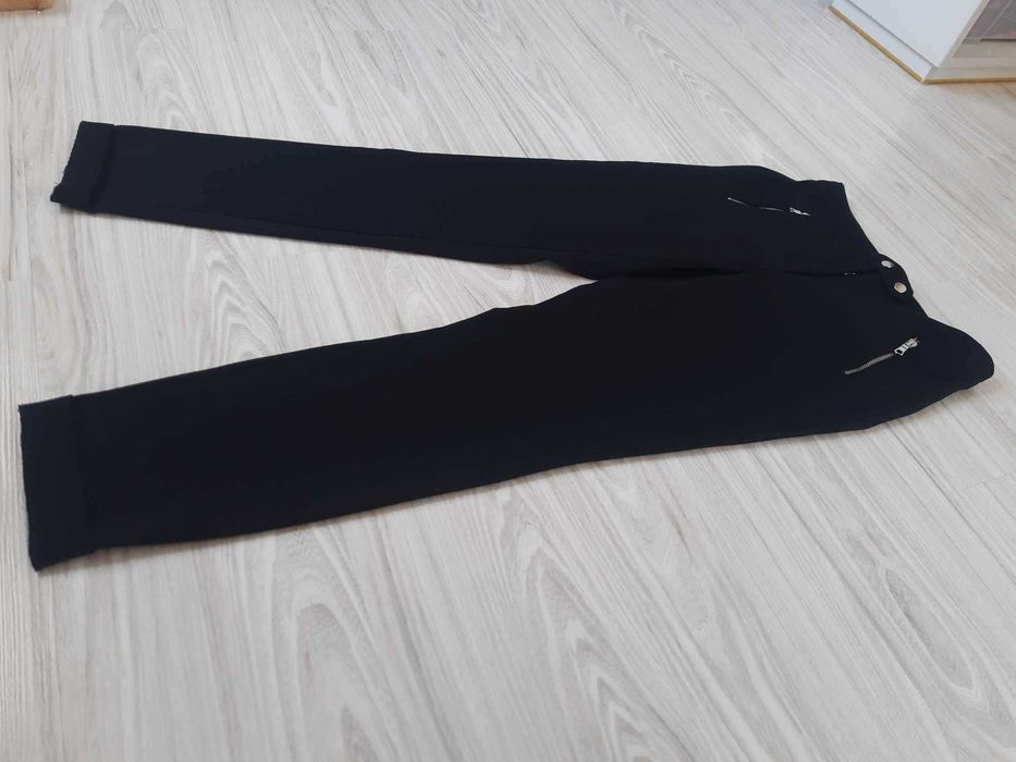 Czarne eleganckie spodnie