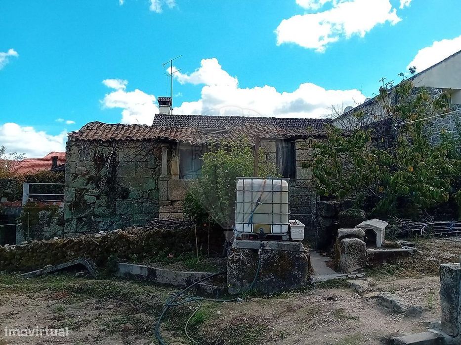 Moradia T3 para venda — Penso E Freixinho, Viseu