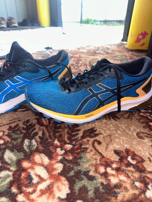 Кросівки чоловічі Asics
