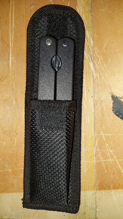 Alicate Multitool