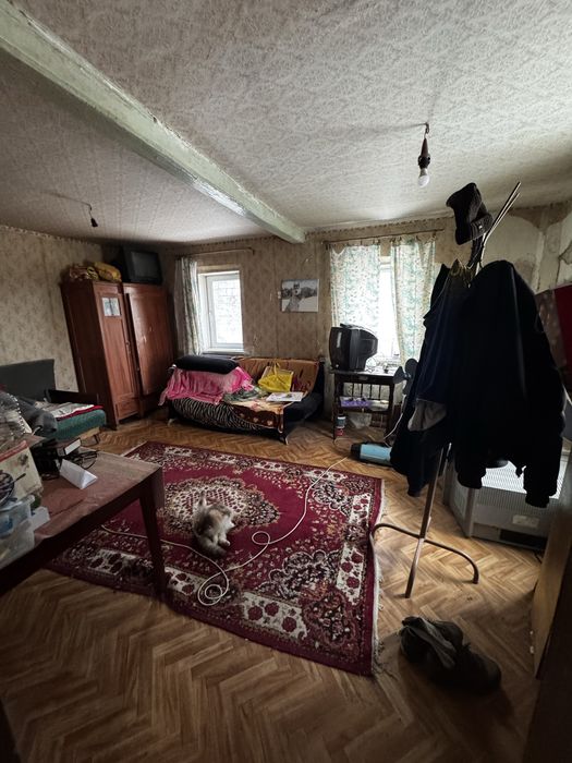 Продам Дом , в Петоикрвке ;Каменское 20 км ;Днепр 40 км.