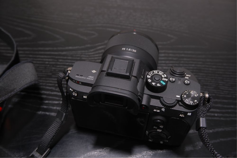 Sony A7R III - Rigorosamente como Nova (Apenas 4.354 disparos)