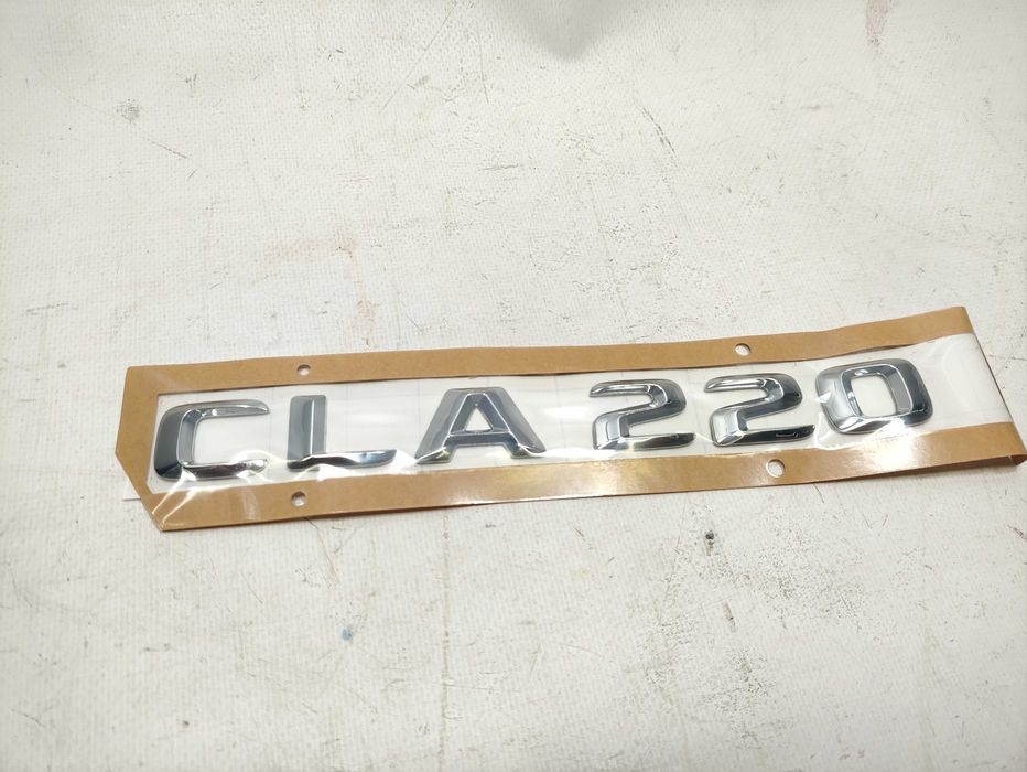 Emblemat znaczek tył CLA 220 oryginał Mercedes W117