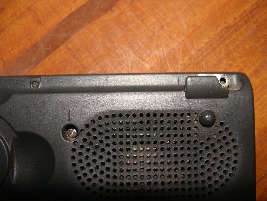 Rádio Portátil Sony ICF - 303