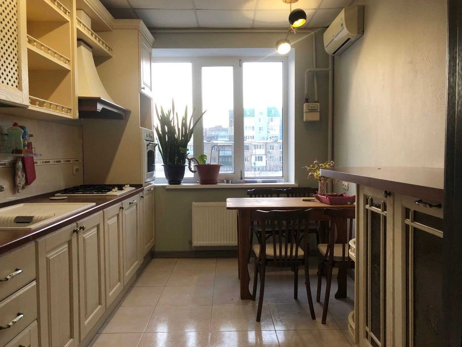 Сдам 3 комн,в Центре/ Успенский переулок.Рядом сквер, бювет!