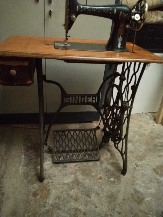 Máquina de costura Singer