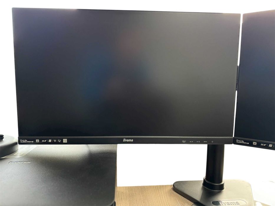 IIYAMA 2 monitory