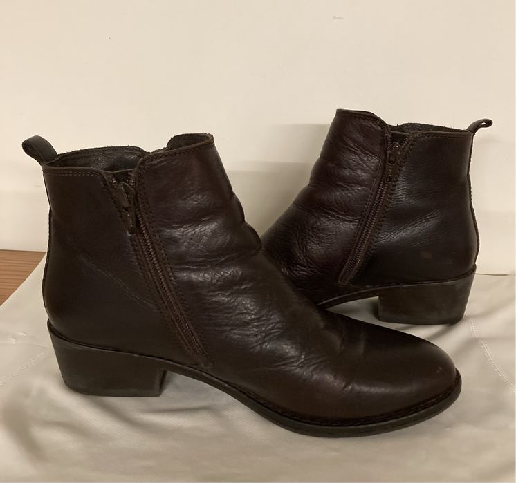 Botas Pele Castanhas Fecho 37