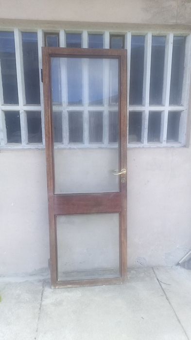 Portas madeira Maciça com vidros com aros e guarnições