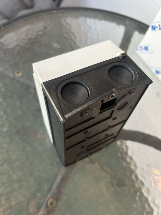 Eaton P1-25/I2/SVB 25A IP65 – Nowy, oryginalny, w pudełku
