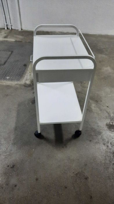 Carrinho médico com gaveta