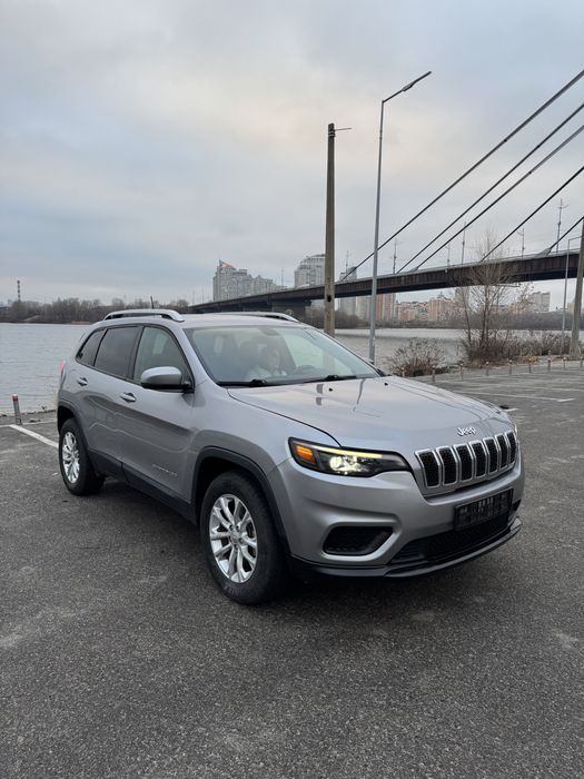 Продам Jeep Cherokee в рассрочку, викуп авто